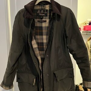 Barbour Beadnell Waxed Cotton Jacket